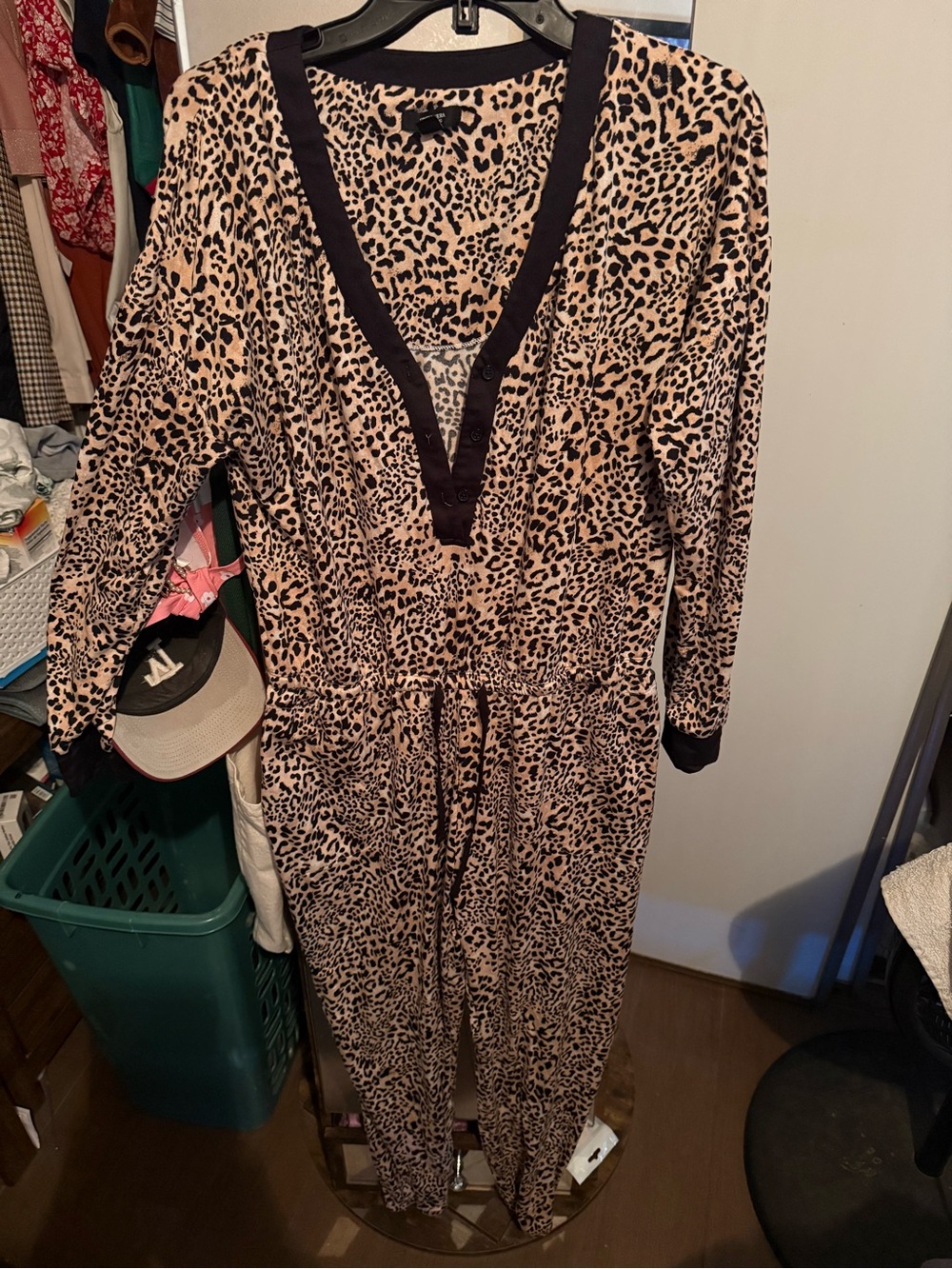 Simply Vera Vera Wang Kids Leopard-Print Pajama Jumpsuit in Tan and Black